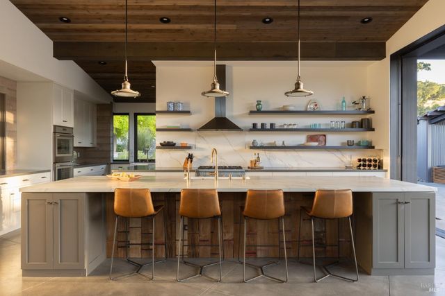 4125 Wallace Rd, Santa Rosa, CA 95404