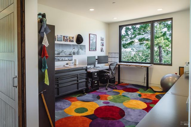 4125 Wallace Rd, Santa Rosa, CA 95404