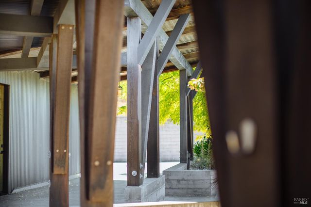 4125 Wallace Rd, Santa Rosa, CA 95404