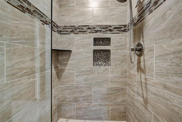 204 Persimmon Ridge Drive, Blanchard, OK 73010