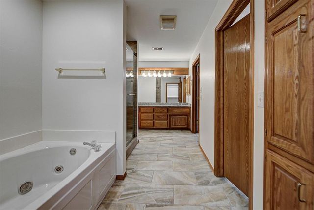 204 Persimmon Ridge Drive, Blanchard, OK 73010