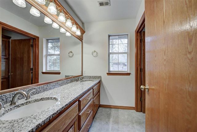 204 Persimmon Ridge Drive, Blanchard, OK 73010