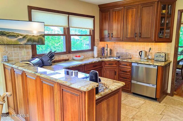 684 Hill Road, Toms River, NJ 08753