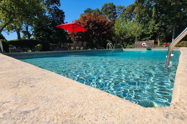 684 Hill Road, Toms River, NJ 08753