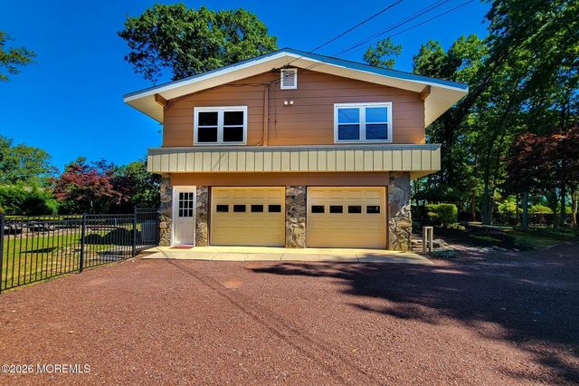 684 Hill Road, Toms River, NJ 08753