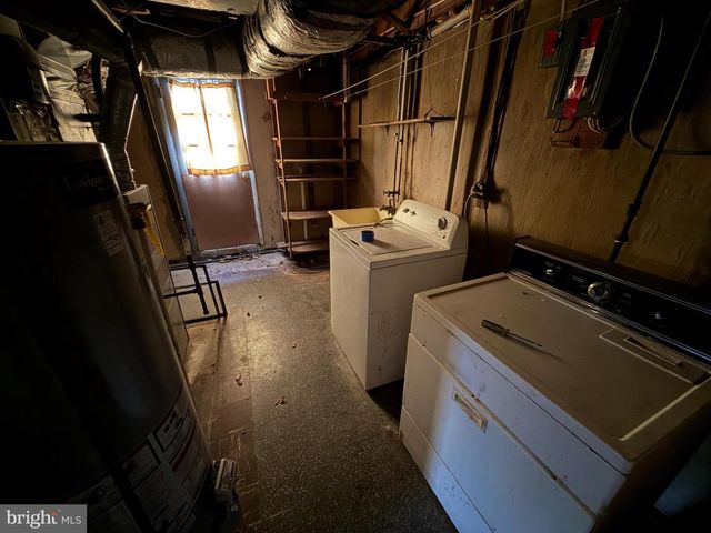 3 BRIGHT CIR, Baltimore, MD 21207