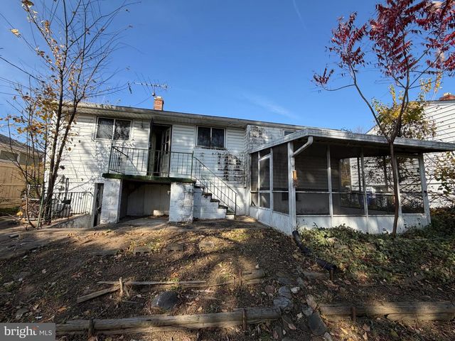 3 BRIGHT CIR, Baltimore, MD 21207