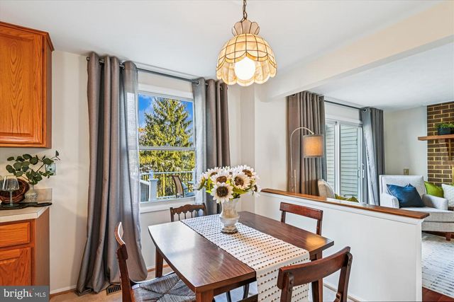 6887 GARLAND LN, Columbia, MD 21045