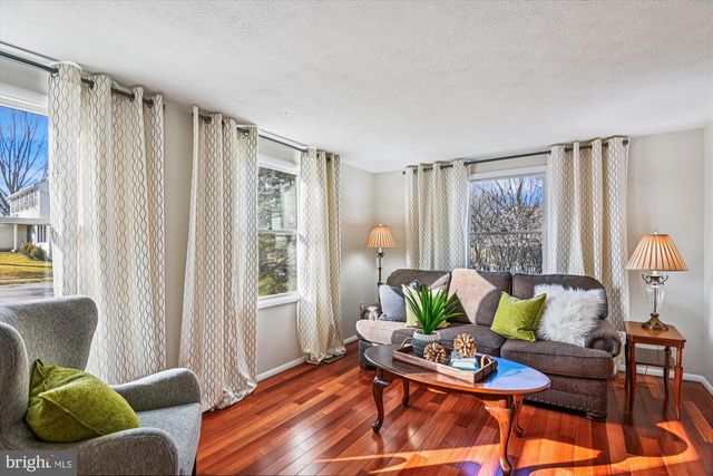 6887 GARLAND LN, Columbia, MD 21045