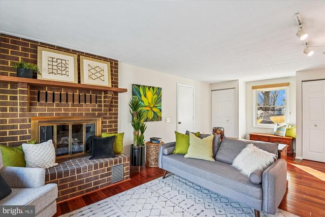 6887 GARLAND LN, Columbia, MD 21045