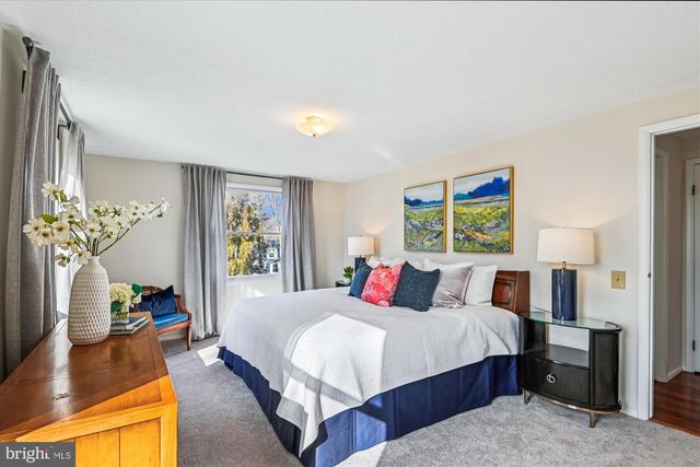 6887 GARLAND LN, Columbia, MD 21045