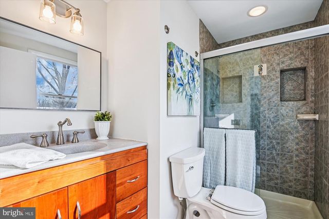 6887 GARLAND LN, Columbia, MD 21045