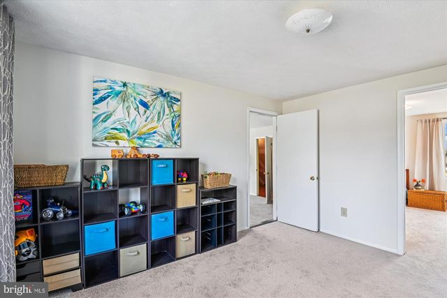 6887 GARLAND LN, Columbia, MD 21045