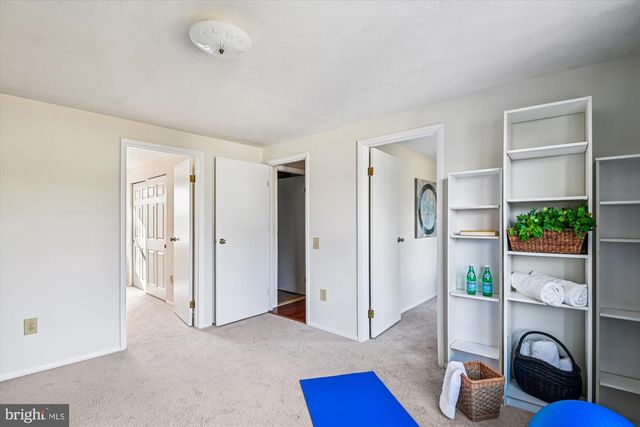 6887 GARLAND LN, Columbia, MD 21045