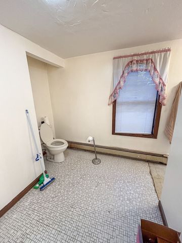 30 Western Ave, Saugus, MA 01906
