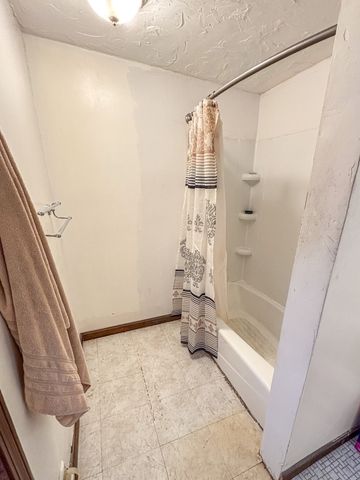 30 Western Ave, Saugus, MA 01906