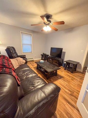 30 Western Ave, Saugus, MA 01906