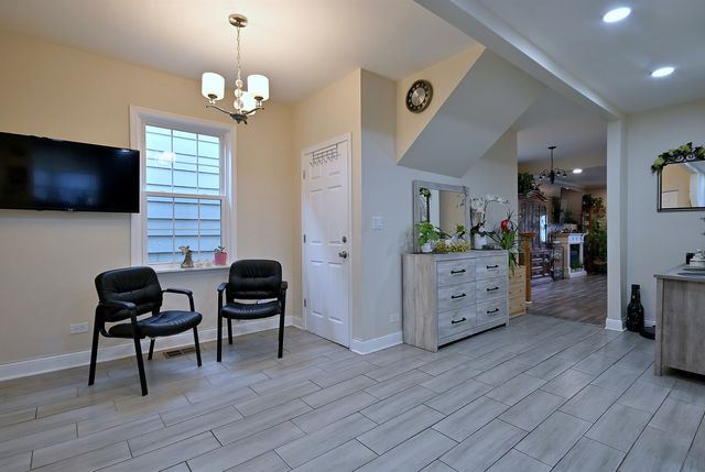 7201 S Wood Street, Chicago, IL 60636