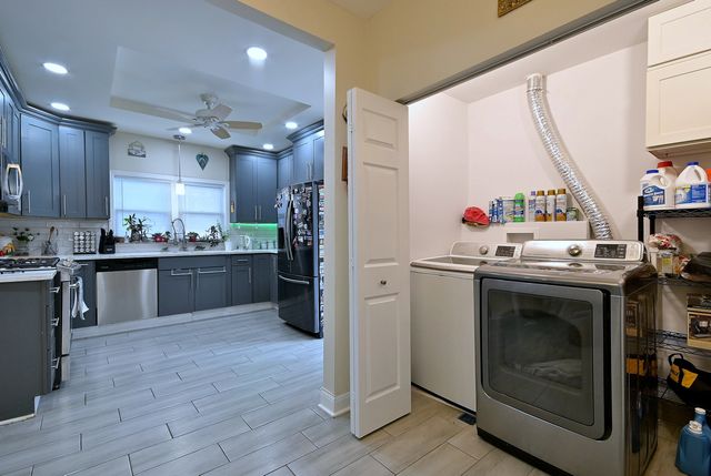 7201 S Wood Street, Chicago, IL 60636