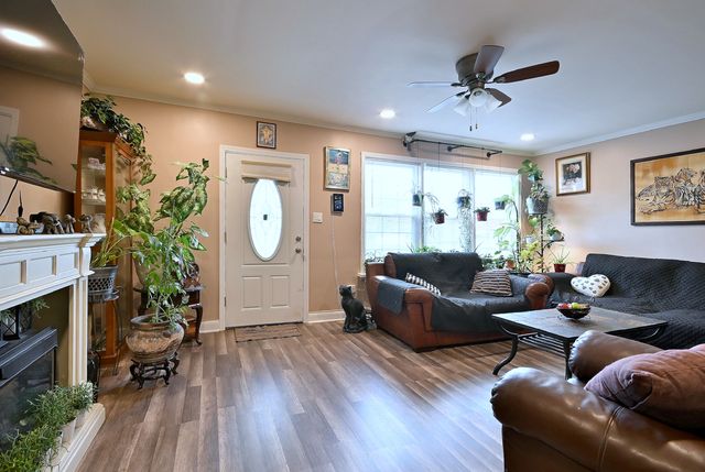 7201 S Wood Street, Chicago, IL 60636