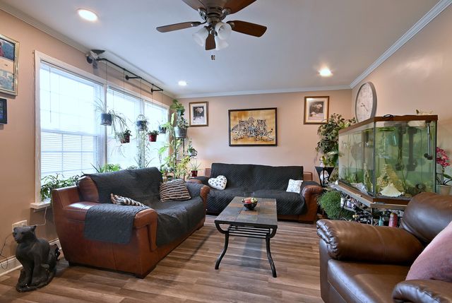 7201 S Wood Street, Chicago, IL 60636