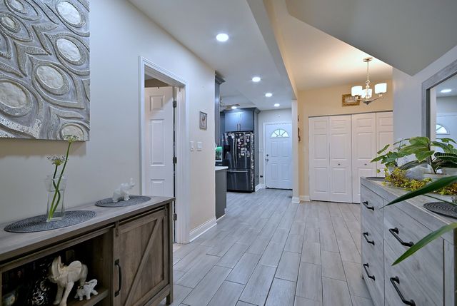 7201 S Wood Street, Chicago, IL 60636