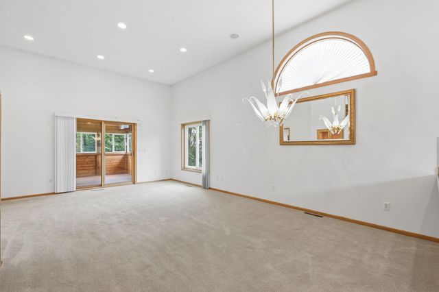 847 Vista Circle, Delano, MN 55328
