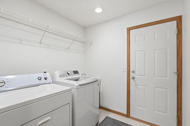 847 Vista Circle, Delano, MN 55328