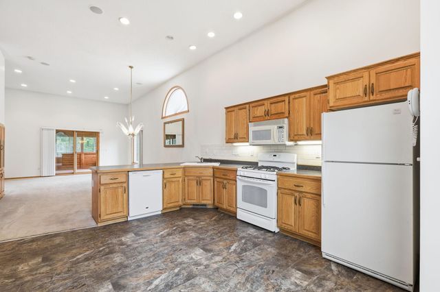 847 Vista Circle, Delano, MN 55328