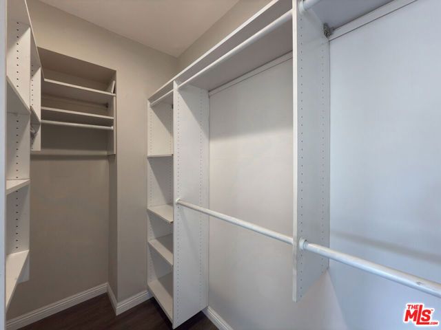120 S Crescent Drive 102, Beverly Hills, CA 90212