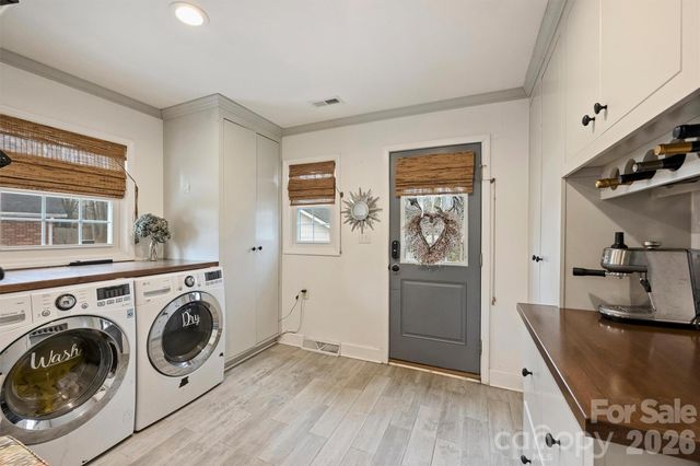 6453 Greencove Drive, Charlotte, NC 28270