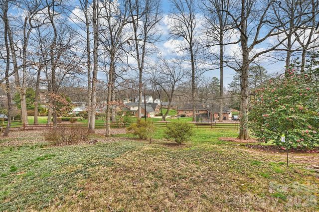 6453 Greencove Drive, Charlotte, NC 28270