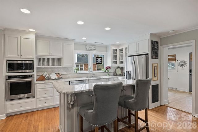 6453 Greencove Drive, Charlotte, NC 28270