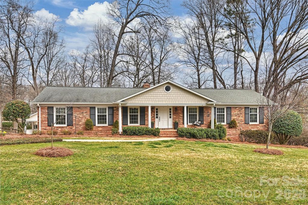 6453 Greencove Drive, Charlotte, NC 28270