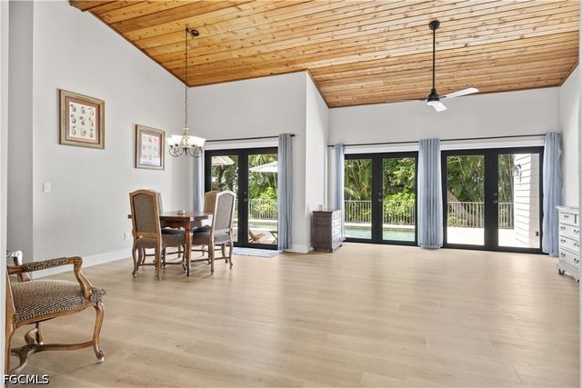12446 McGregor Woods CIR, Fort Myers, FL 33908