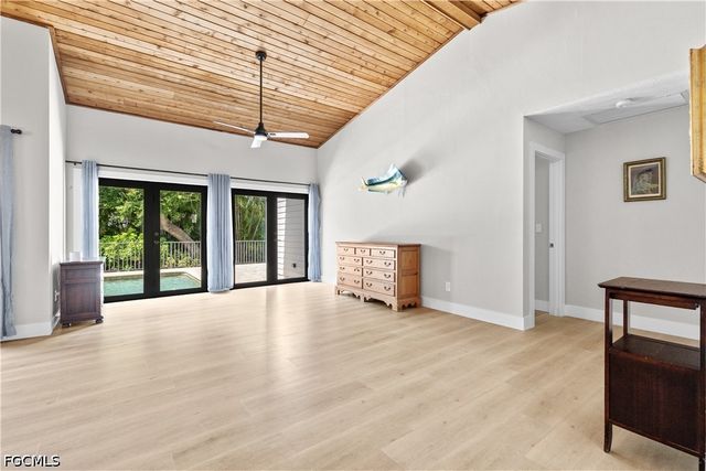12446 McGregor Woods CIR, Fort Myers, FL 33908