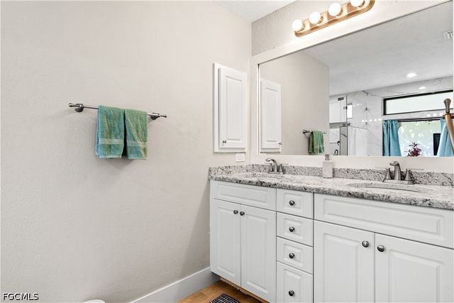 12446 McGregor Woods CIR, Fort Myers, FL 33908