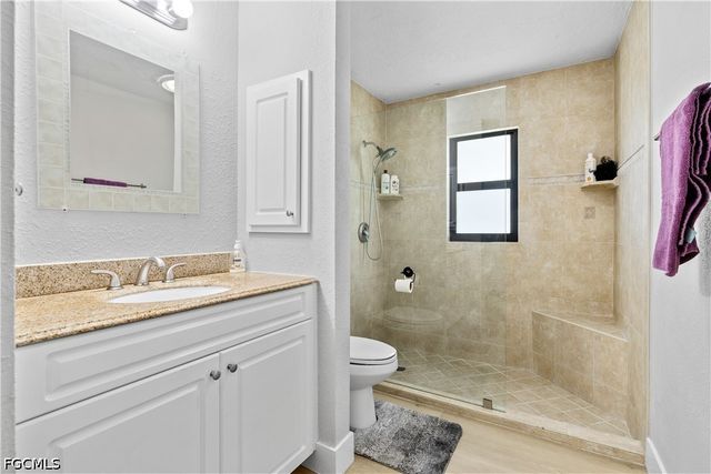12446 McGregor Woods CIR, Fort Myers, FL 33908