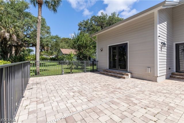 12446 McGregor Woods CIR, Fort Myers, FL 33908