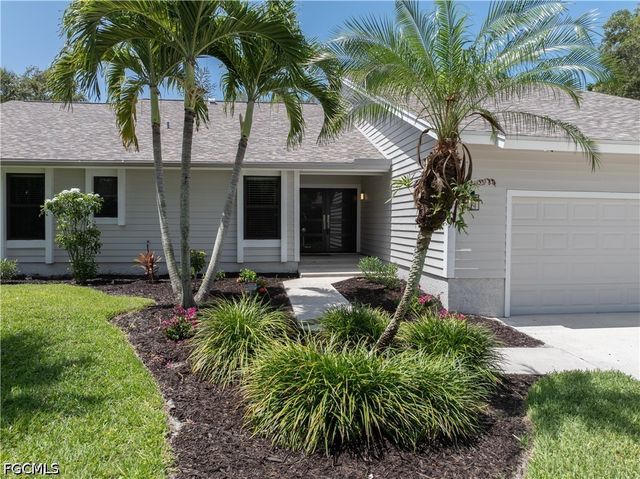 12446 McGregor Woods CIR, Fort Myers, FL 33908