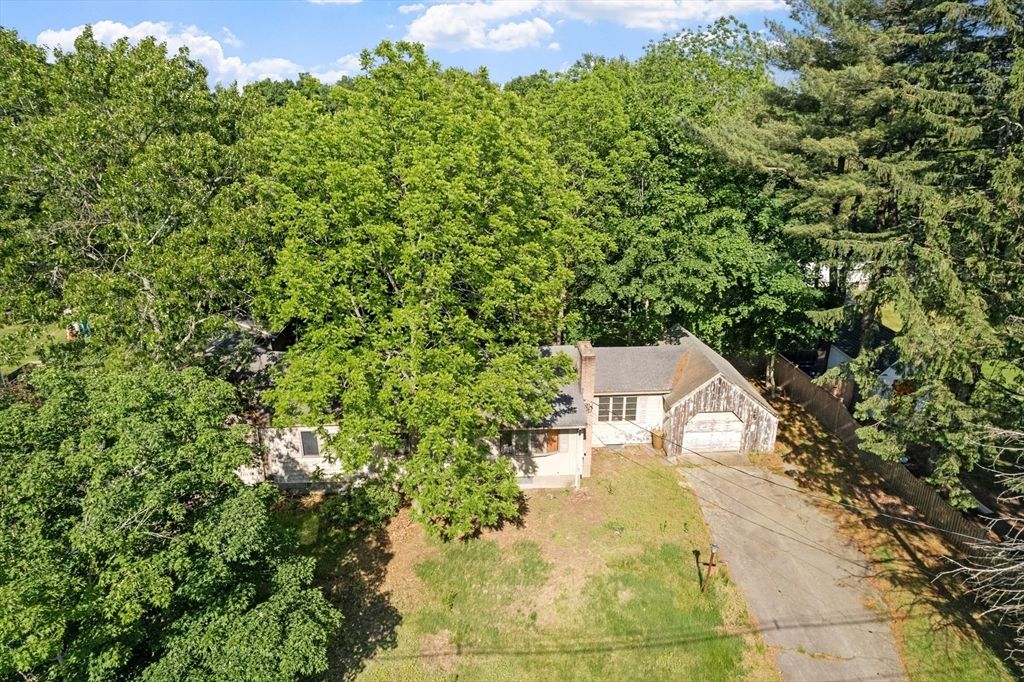 296 Old Bedford Rd, Concord, MA 01742