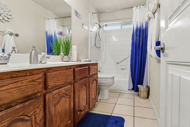 3210 Silver Springs Way, Rowlett, TX 75089