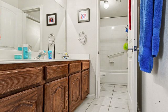 3210 Silver Springs Way, Rowlett, TX 75089
