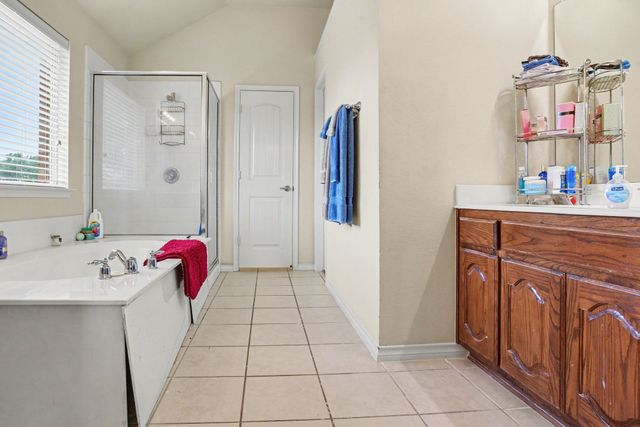 3210 Silver Springs Way, Rowlett, TX 75089