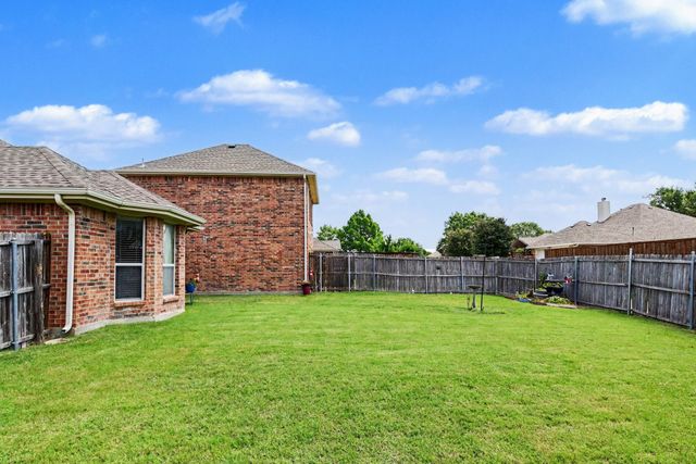 3210 Silver Springs Way, Rowlett, TX 75089