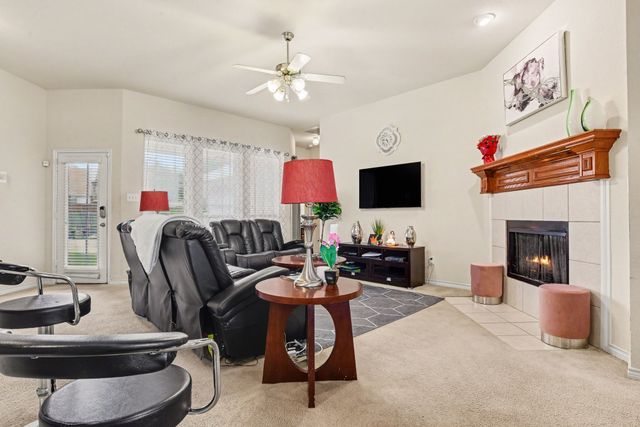 3210 Silver Springs Way, Rowlett, TX 75089