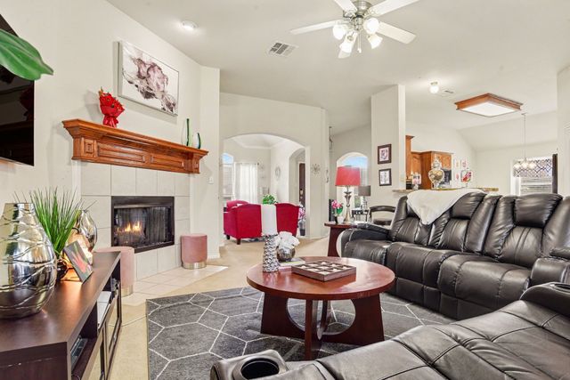 3210 Silver Springs Way, Rowlett, TX 75089