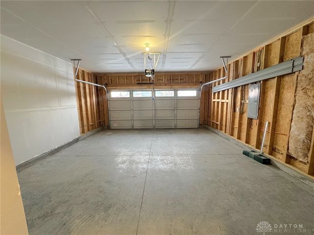 2216 Hackberry Street, Springfield, OH 45505