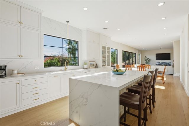 22248 Dumetz Road, Woodland Hills, CA 91364