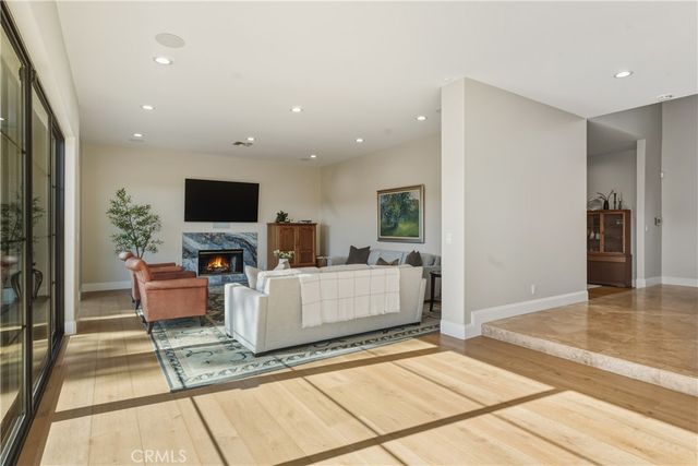 22248 Dumetz Road, Woodland Hills, CA 91364